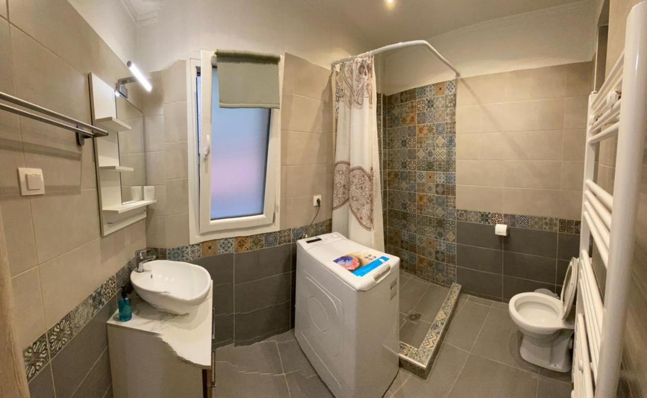 Ifestionos 2-Bedroom Apartment Tesalonika Bagian luar foto