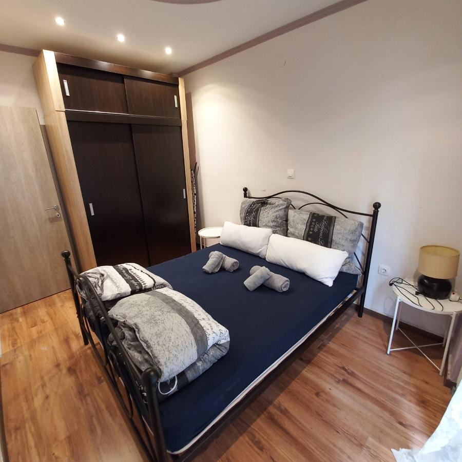 Ifestionos 2-Bedroom Apartment Tesalonika Bagian luar foto